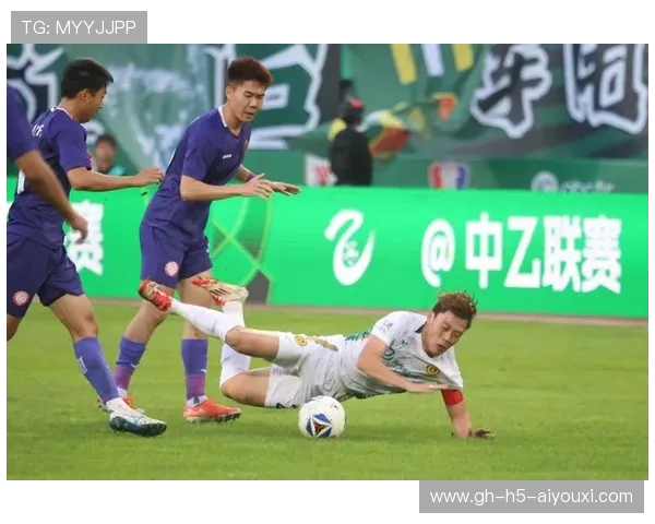 中乙第五！官方：贵州筑城竞技与主帅奥斯卡-卡贝萨续约，贵州筑城广场1040